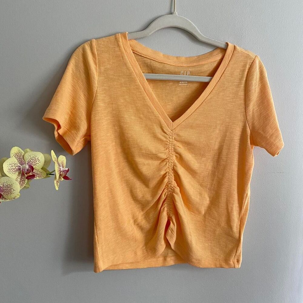 Gap Women's Orange Crop-top